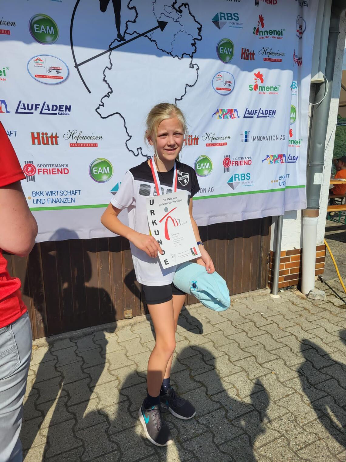 Siegerehrung für Tamina mit Platz 1 der U14 Siegerehrung für Tamina mit Platz 1 der U14
