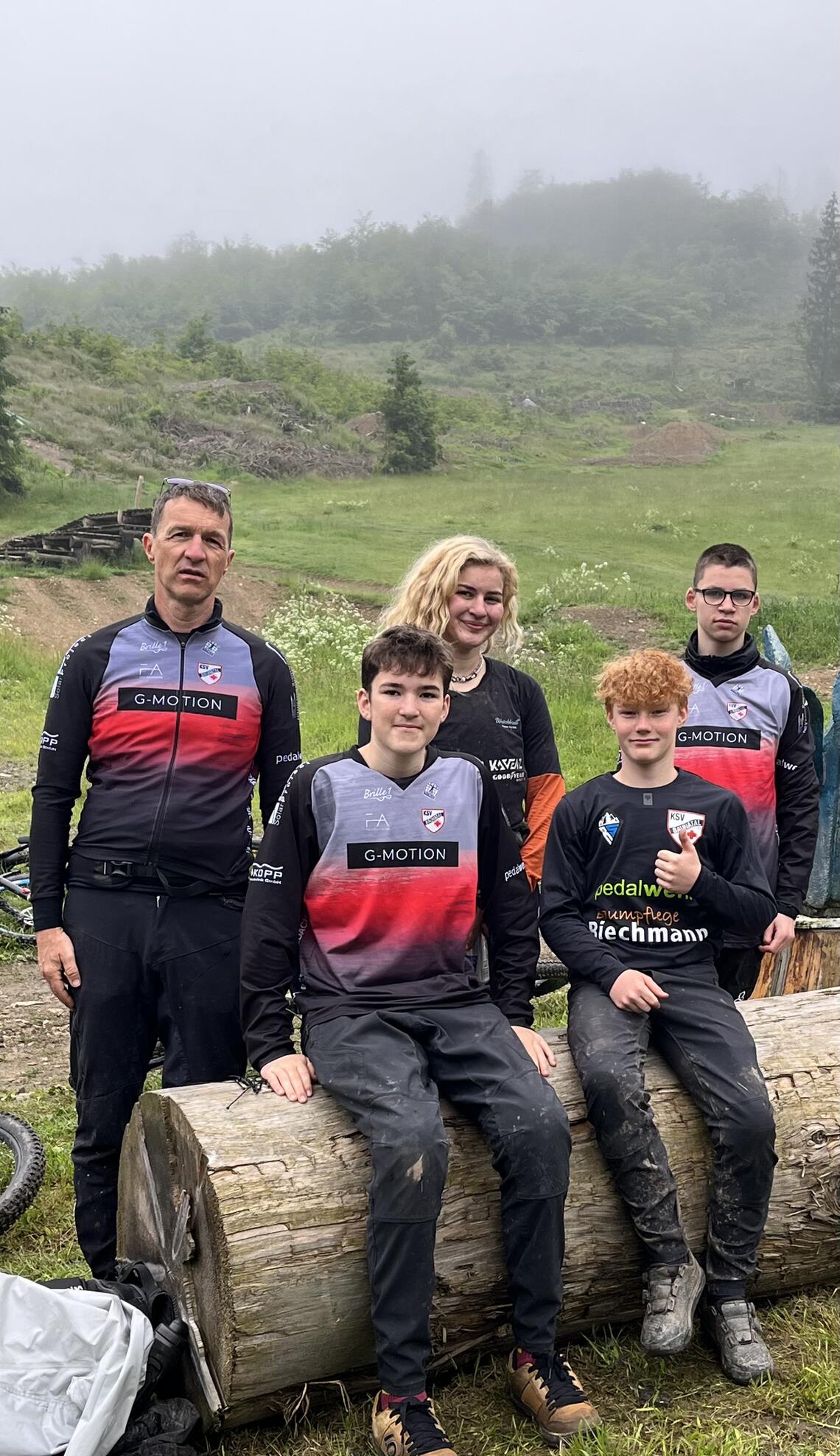 Thomas mit Till Hensmanns, Julia Hensmanns, Mattis Riechmann , Ryan Landgrebe, nicht auf dem Bild Till Ohlendorf Thomas mit Till Hensmanns, Julia Hensmanns, Mattis Riechmann , Ryan Landgrebe, nicht auf dem Bild Till Ohlendorf